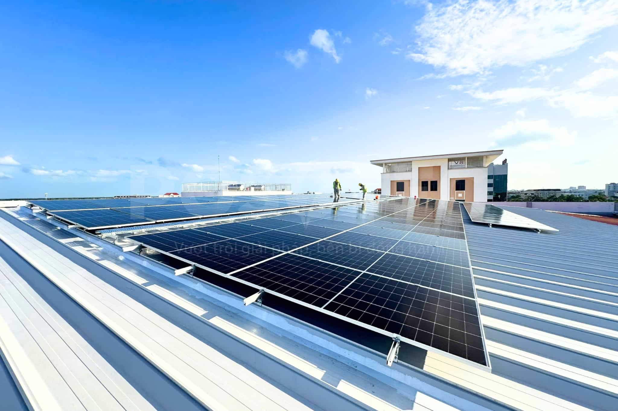 Hoàn thiện dự án điện mặt trời áp mái tại Toyota Cà Mau công suất 138 kWp